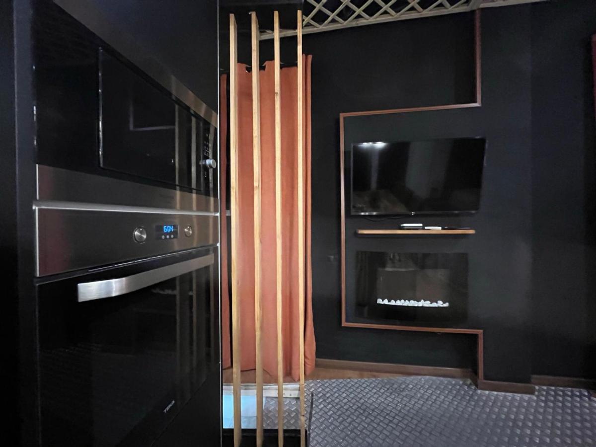 Chic4 Luxury Gran Via Apartment มาดริด ภายนอก รูปภาพ